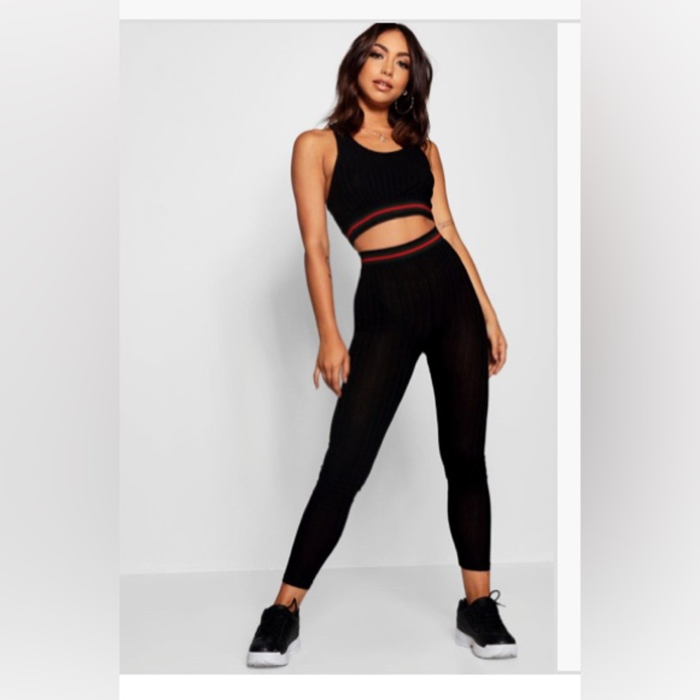 NWOT Ribbed sports trim co ord SET